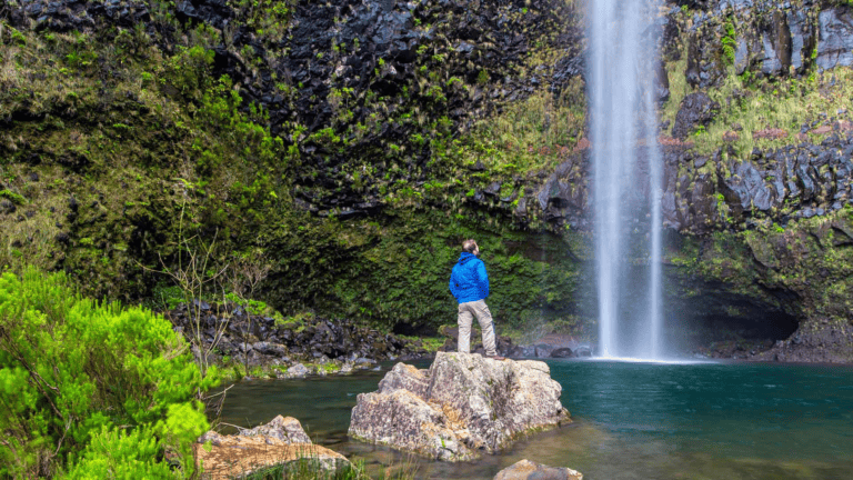 Hiking to Lagoa do Vento in Madeira