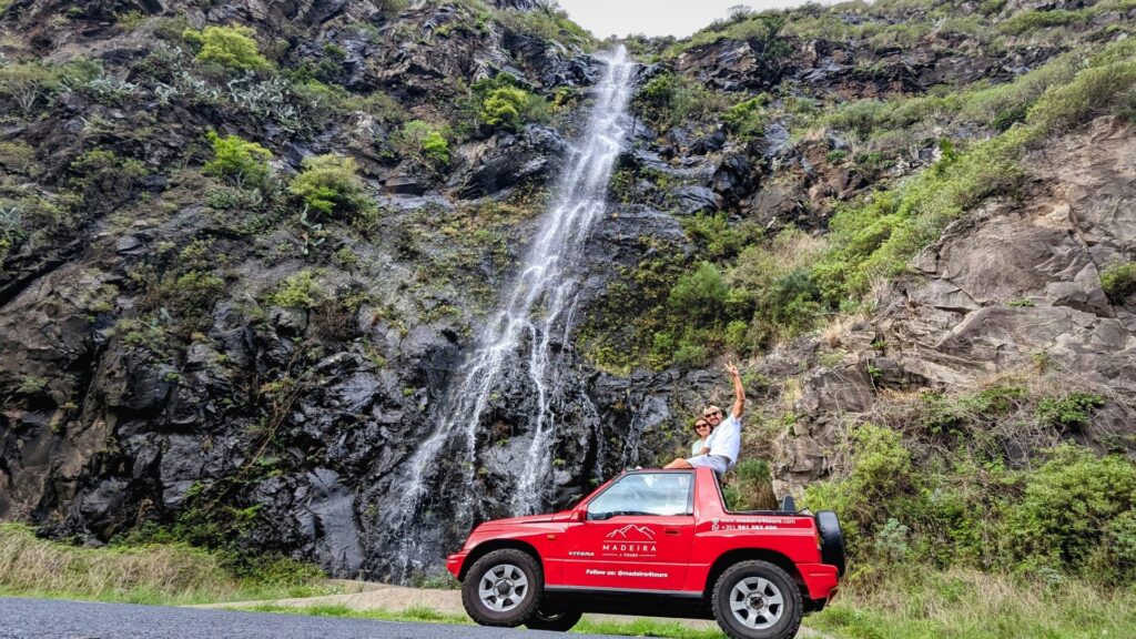 madeira-jeep-tour-waterfall