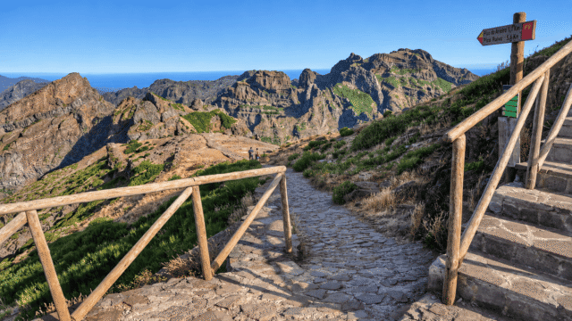 PR1 mountain trail in Madeira for hiking transfer service