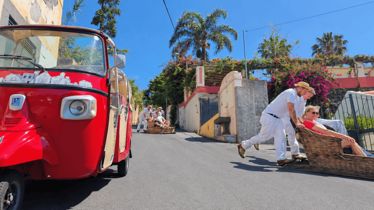 Tuk tuk tour with a Monte toboggan ride in Funchal