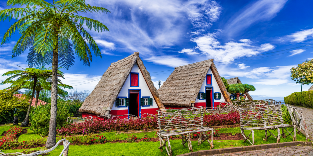 madeira-santana-traditional-houses